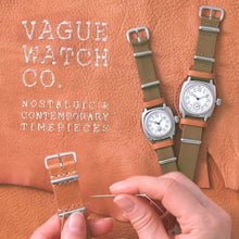 Load image into Gallery viewer, Coussin MIL Ladys